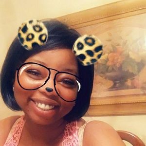 Meet your Posher, Charmaine